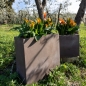 Mobile Preview: Grauer hoher Terracotta Blumenkasten modern