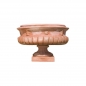 Preview: Klassischer, ornamentierter Impruneta Terracotta Pokal – handgefertigt und frostfest