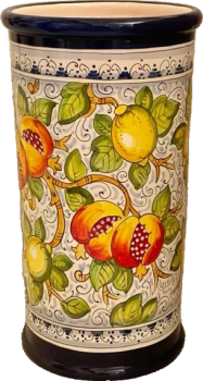 Schirmständer mit Obst