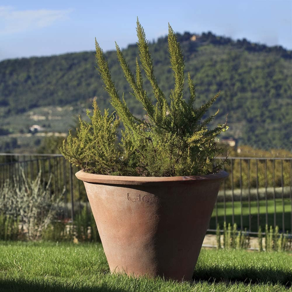 Moderner Terracottatopf aus Impruneta von Poggi Ugo