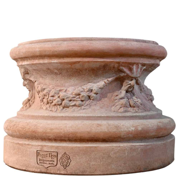 Basis aus Impruneta Terracotta mit Ranken und Masken – handgearbeitet und frostsicher