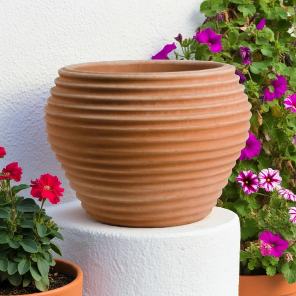 moderner Blumentopf
