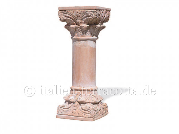 Colonna Con Capitelli